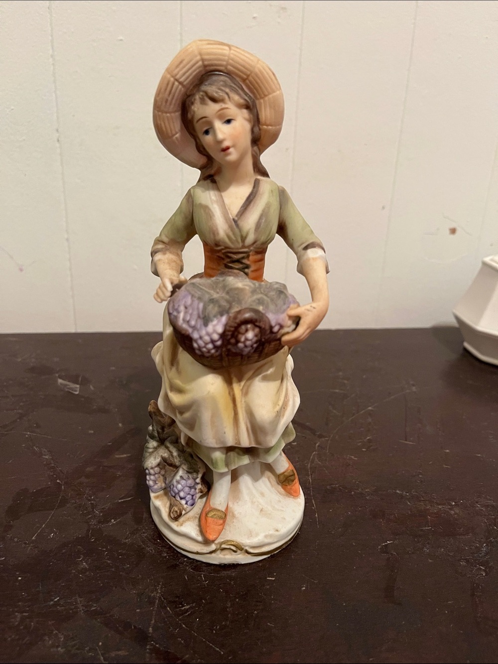 Homco Porcelain Harvest Girl Figurine in Cream and Green